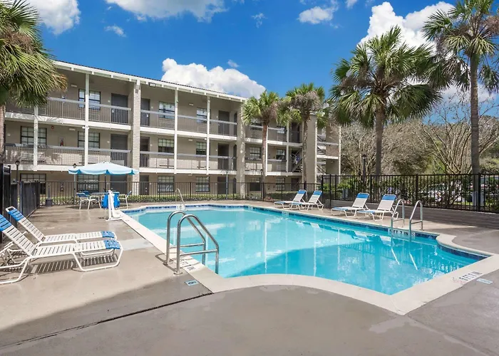 Golf hotels Casa Bella Inn & Suites Extended Stay